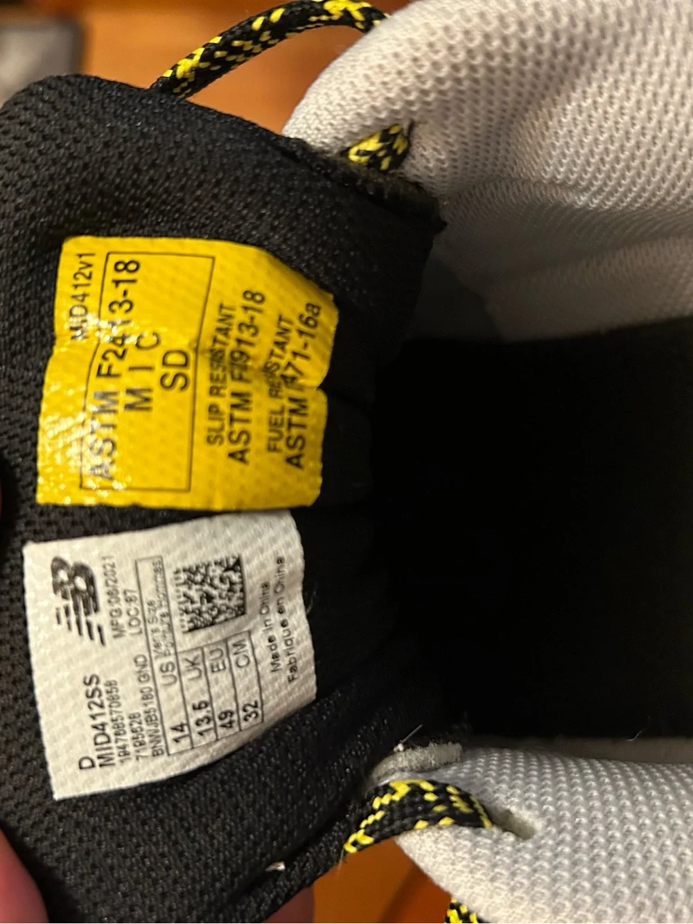 Mens New Balance Industrial work shoe slip resistant size 14